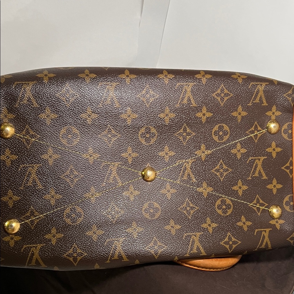 Louis Vuitton Tivoli GM bag in Monogram Canvas. - Picture 4 of 10